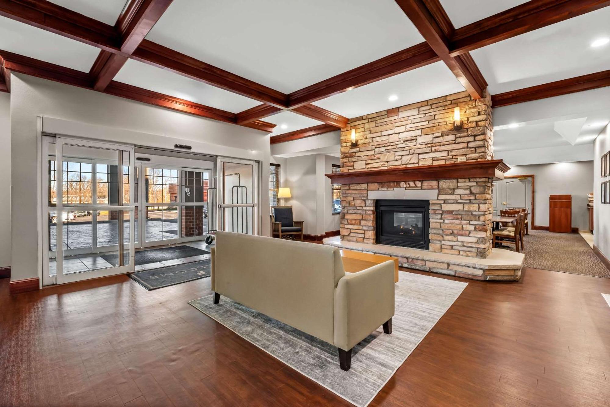 Country Inn & Suites By Radisson, Red Wing, Mn מראה חיצוני תמונה
